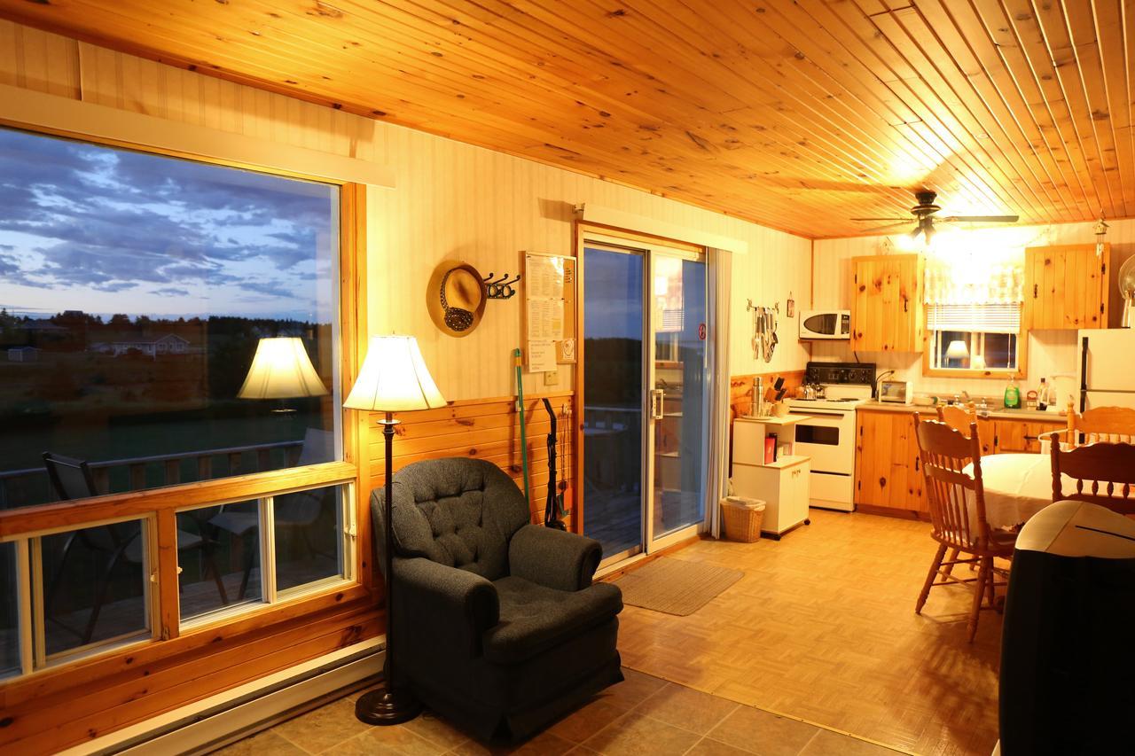 Blue Crest Cottages นอร์ธรัสติโค ภายนอก รูปภาพ